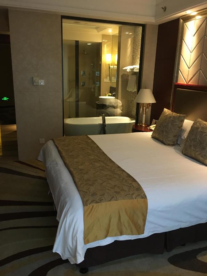 Hotel Ramada Yangzhou Baoying Exterior foto